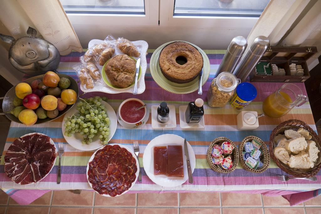 Casa Rural Dehesa De Solana Herrera de Alcantara ภายนอก รูปภาพ